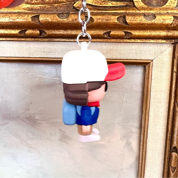 New! Stranger Things Season 1 Dustin Key Chain Silicone Backpack Charm - Picture 5 of 6
